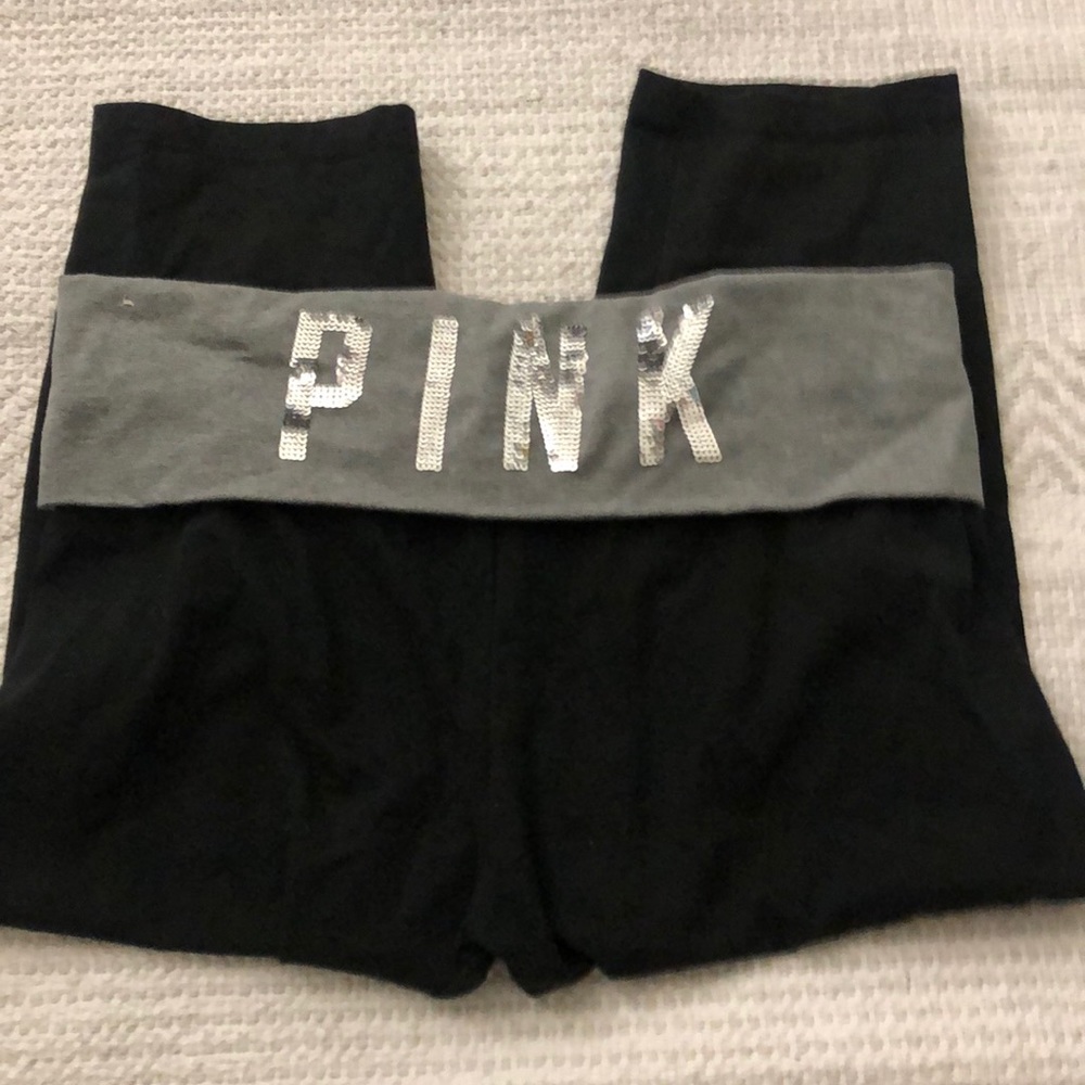 VS PINK cropped leggings